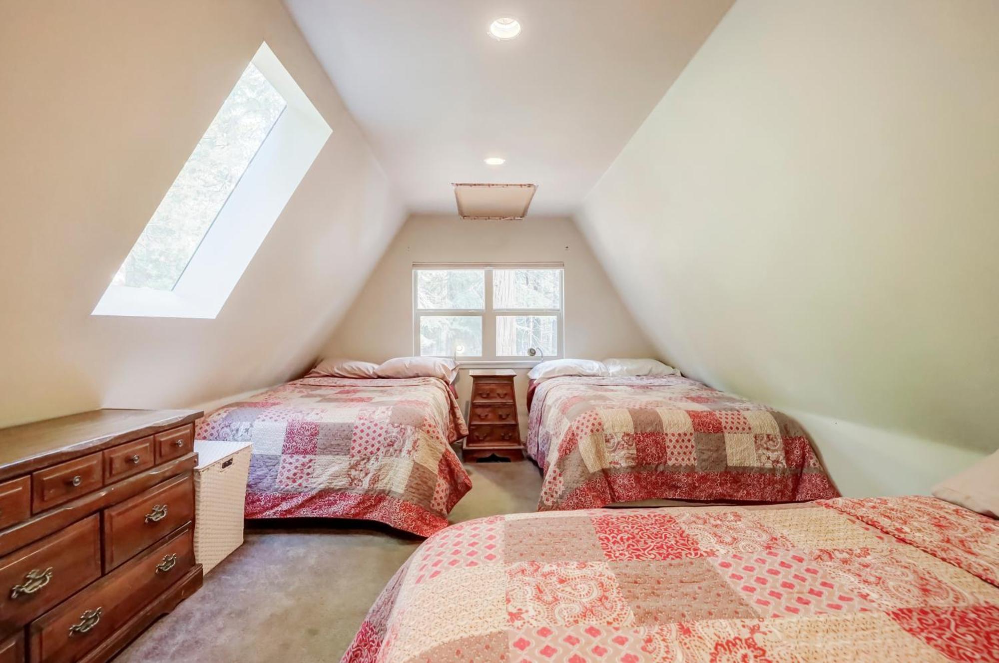 Spacious Classic Cabin Retreat- Near Lassen Mill Creek Eksteriør bilde