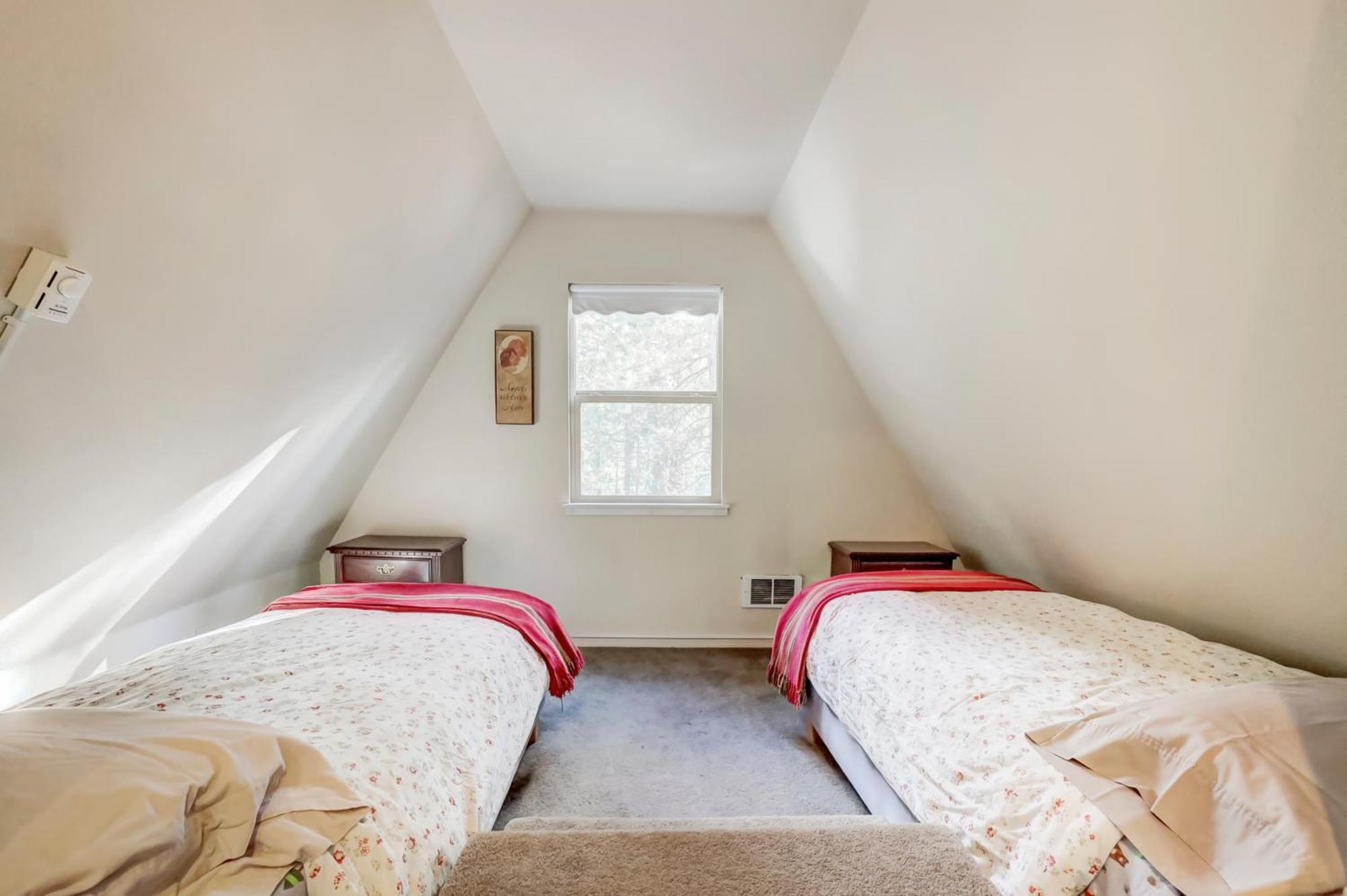 Spacious Classic Cabin Retreat- Near Lassen Mill Creek Eksteriør bilde