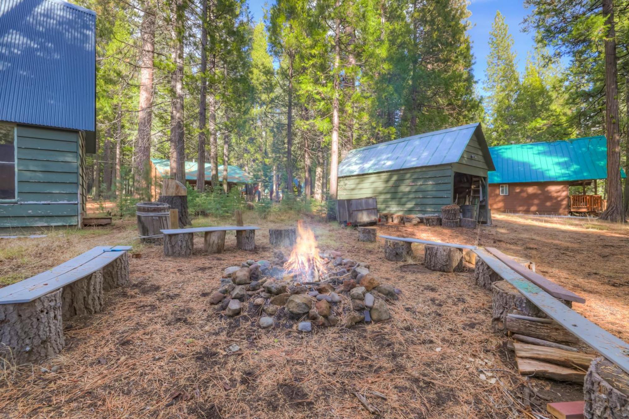Spacious Classic Cabin Retreat- Near Lassen Mill Creek Eksteriør bilde