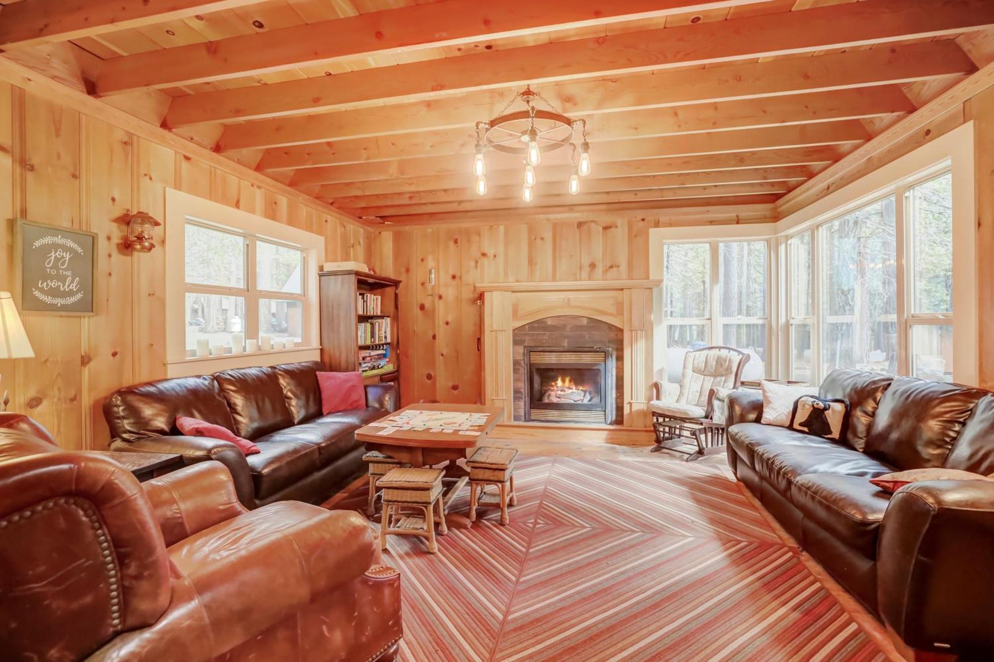 Spacious Classic Cabin Retreat- Near Lassen Mill Creek Eksteriør bilde